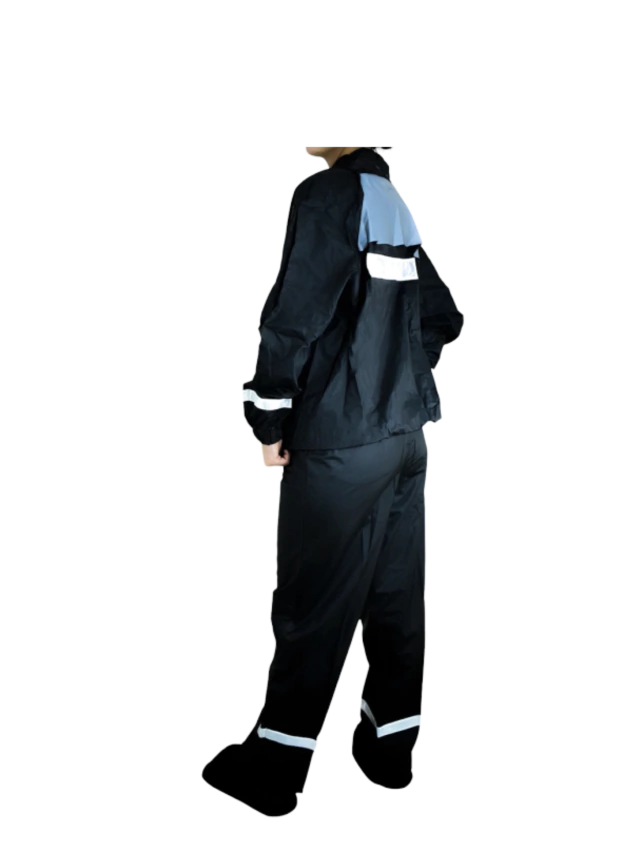 CONJUNTO IMPERMEABLE SILICONADO RESORTADO NEGRO