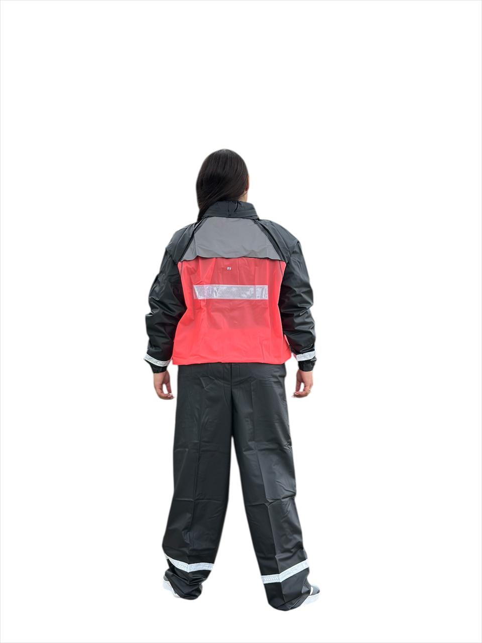 Impermeable Siliconado Resortado Fucsia