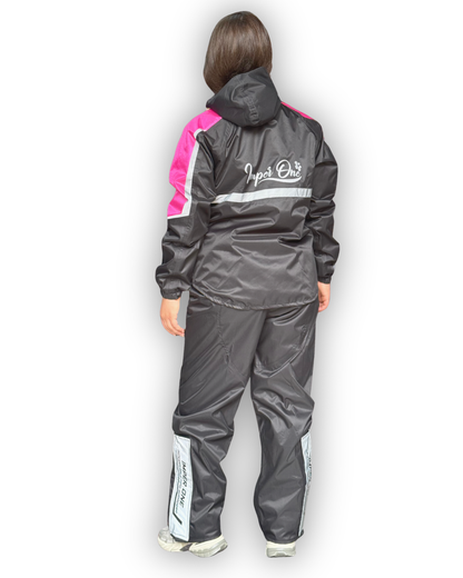 Impermeable Tipo Sudadera IMPERONE Negro-Fucsia