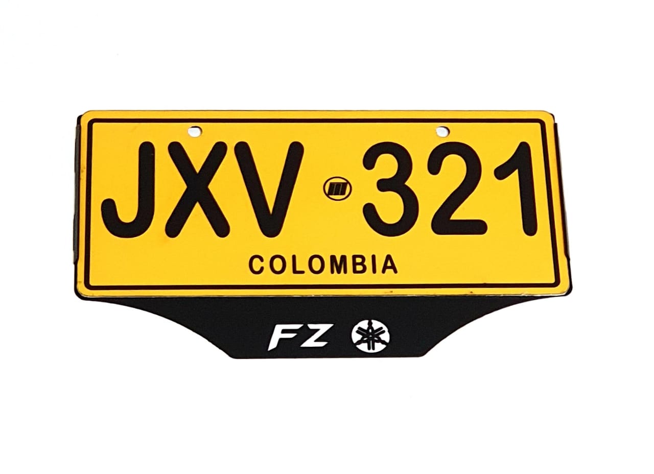 PORTA PLACA EN ACERO FZ
