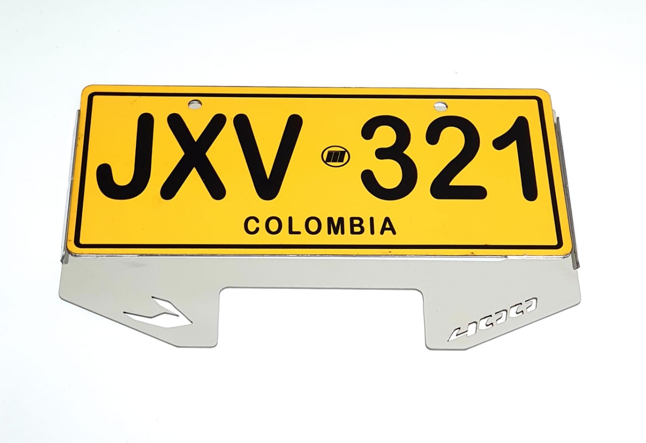 PORTA PLACA EN ACERO DOMINAR